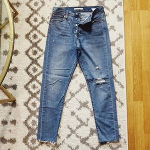 Levi’s Wedgie Skinny Jeans
